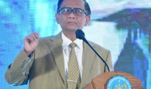 Mahfud MD Sebut Jokowi Sudah Kantongi Nama Menpan RB Pengganti Tjahjo Kumolo