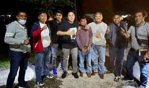 Pelaku kekerasan yang tega melukai istri dengan disayat silet saat berhasil diringkus Polisi. Foto; Source for JPNN.com