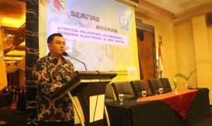 Restu Faeturohman, Mahasiswa Unisba yang menjelaskan pentingnya menjaga kesehatan reproduksi. Sabtu (5/3)