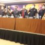Para jajaran Partai NasDem saat jumpa pers NasDem Memanggil di Ballroom Trans Ibis, Jumat (4/3) malam.