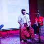 Para Penyair yang Ingin Mendekatkan Puisi ke Masyarakat