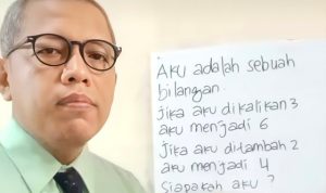 Papa Zidan dikenal dengan bunyi jargonnya “Matematika itu mudah dan menyenangkan bukan? Bukan!”