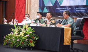 Pemerintah Kabupaten (Pemkab) Bandung melalui Badan Pendapatan Daerah (Bapenda) Kabupaten Bandung kembali melaksanakan sosialisasi Standar Operasional Prosedur (SOP), di Soreang, Kabupaten Bandung, Kamis (31/3).