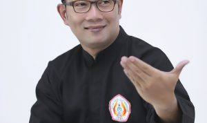 Ridwan Kamil kerap memposting candaan di akun Instagramnya. Komika Uus ingin Ridwan Kamil tetap becanda meski jadi presiden.