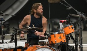 Foo Fighters Berduka, Drummer Taylor Hawkins Berpulang Saat Bersiap Tampil di Bogota.