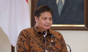 Airlangga Hartarto Minta Polisi Tangkap Mafia Minyak Goreng Menko Airlangga Hartarto ketika menggelar Pers Conference tentang dugaan adanya Mafia Minyak Goreng