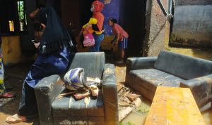 Salah satu Rumah warga yang terendam akiban Banjir di Desa Nanjung Mekar, Kecamatan Rancaekek