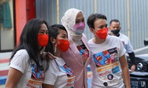 Ternyata Angelina Sondakh Bisa jadi Asisten Sutradara Selama di Lapas Angelina Sondakh saat keluar dari Rutan Pondok Bambu (Istimewa)