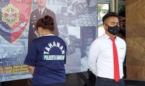 Penipuan Minyak Goreng, Pelaku IR Rugikan Korban Hingga Rp1,1 Miliar Penipuan Minyak Goreng, Pelaku IR Rugikan Korban Hingga Rp1,1 Miliar