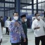 Bupati Majalengka didampingi Dirut PT Masoem dan Direktur AMDK Al Ma'soem saat meninjau langsung pengolahan AMDK