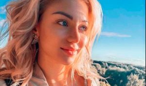 Model Cantik Rusia Ini Hilang Setelah Kritik Vladimir Putin