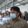 Kepala BPPD Kota Bandung, Iskandar Zulkarnain saat memberi keterangan tentang bayar pajak melalui QRIS kepada wartawan, Senin (28/3).