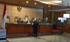 Ternyata Ini Penyebab Persidangan Bahar Bin Smith Ditunda