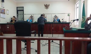Persidangan di PTUN Bandung.
