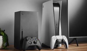 Konsol game PlayStation dari Sony dan Xbox dari Microsoft. (Ilustrasi: PCMag)