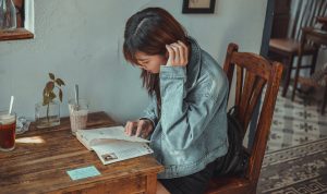 Masyarakat DI Yogyakarta Paling Gemar Membaca di Indonesia Masyarakat DI Yogyakarta Paling Gemar Membaca di Indonesia