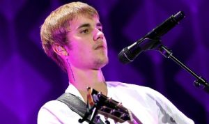 Justin Bieber Gelar Konser Tak Hanya di Indonesia, Ada 52 Konser Disiapkan! justin bieber