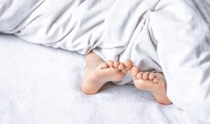 Ilustrasi kram saat tidur (freepik)