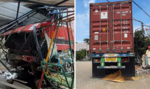 Sebuah Truk Kontainer Tabrak TK di Indramayu, Tidak Ada Korban Jiwa Truk-TK-Indramayu