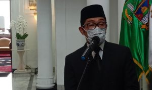 Gubernur Jawa Barat, Ridwan Kamil. Senin (18/4). Foto. Sandi Nugraha.