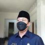 Ema Sumarna saat memberikan paparan kepada wartawan di Balai Kota Bandung, Selasa (19/4).