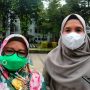 Kepala TP PKK Yunimar Mulyana dan Kepala DP3A Rita Verita saat memberi paparan mengenai kekerasan terhadap anak kepada wartawan di Balai Kota Bandung, Kamis (28/4)