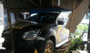 Mobil Patroli Polres Sibolga usai pengemudinya tabrak seorang pejalan kaki hingga tewas. (Istimewa)