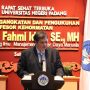 Airlangga Hartarto Sepakat dengan Hasil Penetian Prof. Fahmi Idris Airlangga Hartarto menghadiri undangan pengukuhan Profesor Kehormatan, Dr, Fahmi Idris, SE, MH di Universitas Negeri Padang.