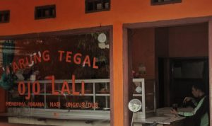 Tanggapan MUI Jabar Soal Larangan Warteg Buka Saat Bulan Puasa