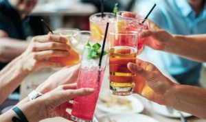 Berbahaya, Hindari Minum Ini Saat Berbuka Puasa