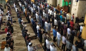 Dua Tahun Vakum, Masjid Raya Bandung Akhirnya Laksanakan Tarawih Ramadan Tahun Ini