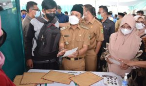 Tiga event kegiatan yang dilaksanakan di MPP tersebut langsung dibuka oleh Bupati Bandung Dadang Supriatna didampingi Wakil Bupati Bandung