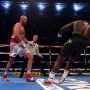 Uppercut Dahsyat Berhasil Membuat Tyson Fury Mempertahankan Gelar Juara Dunia Kelas Berat