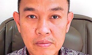 Ateng Kusnandar Adisaputra, Kepala Bidang Bina Perpustakaan dan Budaya Gemar Membaca, Dinas Perpustakaan dan Kearsipan Daerah Provinsi Jawa Barat, serta Dosen Luar Biasa Universitas Al-Ghifari Bandung.