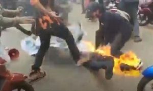 Tangkapan layar, Koordinator Lapangan demo 11 April terbakar di Bone, Sulawesi Selatan.