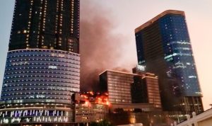 Kebakaran terjadi di Tunjungan Plaza Surabaya, Rabu (13/4).