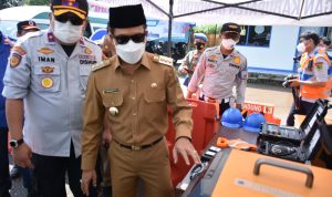 Pemkab Bandung Laksanakan Apel Gelar Pasukan Pengamanan Lalu Lintas dan Angkutan Lebaran Pemkab Bandung Laksanakan Apel Gelar Pasukan Pengamanan Lalu Lintas dan Angkutan Lebaran