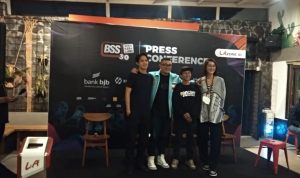 Para pembicara setelah Press Conference mengenai acara Bandung Sneaker Season 3.0 yang akan digelar 22-24 April 2022. (Foto: Nurrani Rusmana/Jabar Ekspres)