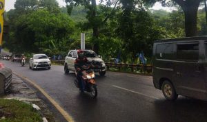 Cegah 'Penguncian' Pemudik di Jalur Gentong, Ini Kata Wakapolres Tasikmalaya Cegah 'Penguncian' Pemudik di Jalur Gentong, Ini Kata Wakapolres Tasikmalaya