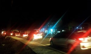 Kemacetan di Lingkar Gentong Tasikmalaya. (Foto: Nizar/Jabar Ekspres)