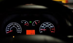 Ganti Oli Mobil Berapa KM? Ini Penjelasannya