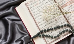 Contoh Khutbah Jumat Tentang Nuzulul Quran Singkat Ilustrasi Contoh Khutbah Jumat Tentang Nuzulul Quran (freepik)