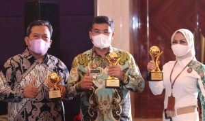 Sumedang Kembali Borong Tiga Penghargaan Top BUMD Award sumedang top BUMD Award