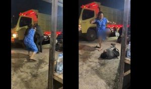 ibu-ibu hajar pencuri HP