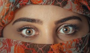 Apa Pahala Puasa Berkurang Jika Melihat Aurat Wanita? Ini Jawabannya