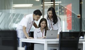 Suasana kerja di PT Telkom yang membuatnya berhasil meraih Sertifikasi Great Place to Work
