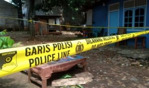 Gegara Rokok, Pria di Bekasi Tewas Dibacok Calon Adik Ipar Lokasi peristiwa pria dibacok adik ipar gara-gara ditegur saat merokok di dalam rumah. (ist)