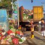 Tumpukan sampah yang menjadi pemandangan disalah satu lokasi di Kawasan Puncak selama musim liburan lebaran Idul Fitri 1443 H. (foto:radarbogor)