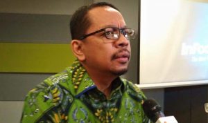 Direktur Indo Barometer Qadari ketika meberikan pendapat mengenai Koalisi Golkar, PAN, PPP