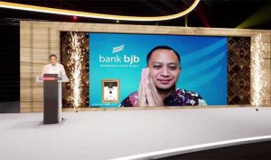 Direktur Utama bank bjb Yuddy Renaldi Raih Indonesia Financial Top Leader Awards 2022